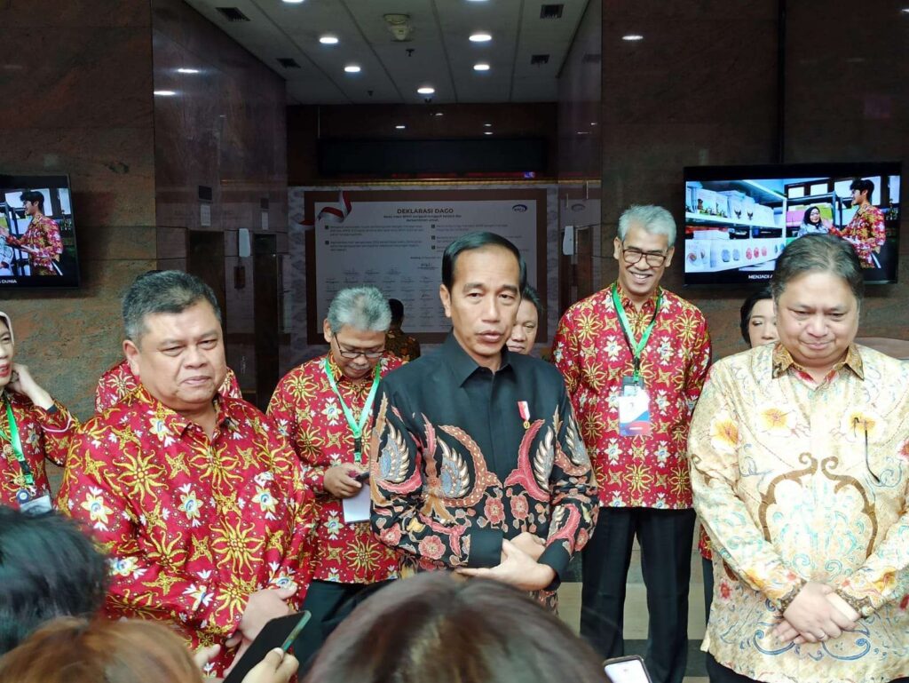 Presiden Jokowi Akan Umumkan Transisi Pandemi ke Endemi