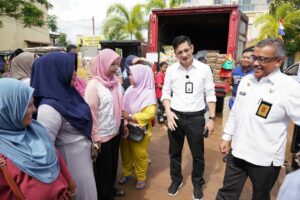 Operasi Pasar Murah Telur Dijual Rp 57 Ribu Per Papan