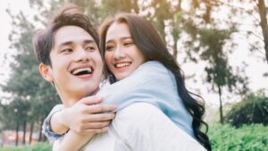 RAMALAN ZODIAK ASMARA BESOK JUMAT 16 JUNI 2023: Libra Penuh Kasih Sayang, Gemini Berikan Perhatian sama Pasangan