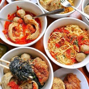 Berikut Makanan yang Bisa Menyebabkan Asam Lambung Naik