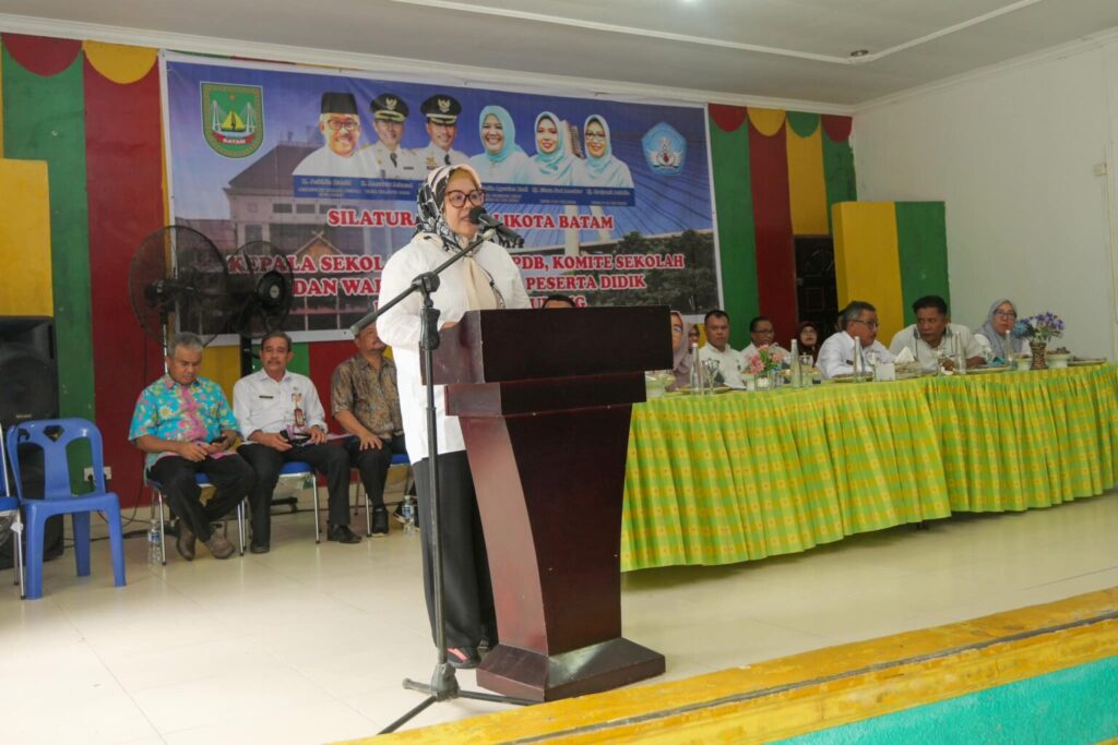 Wakil Gubernur Kepri Hj Marlin Agustina Rudi