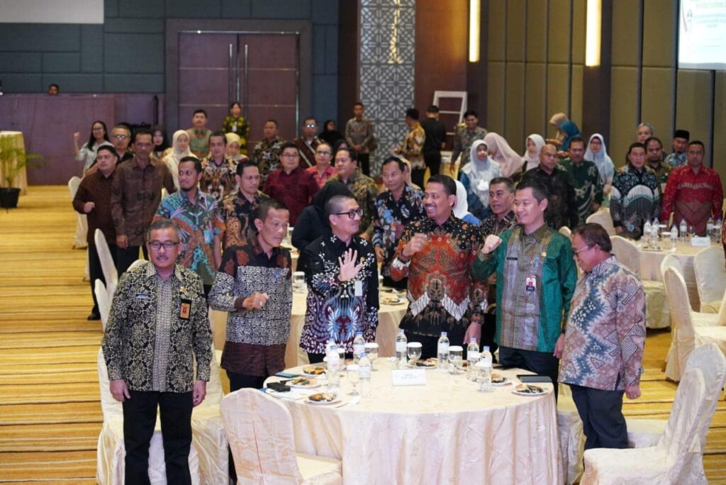 Sekretaris Daerah Kota Batam, Jefridin, M. Pd menghadiri Rapat Koordinasi Tematik Sektor Pertanahan di Hotel Aston, Kamis (13/07/2023).