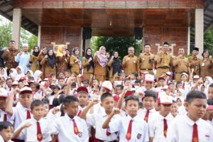 Jefridin Tekankan Pentingnya Masa Pengenalan Lingkungan Sekolah Bagi Siswa