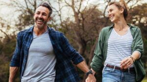 Ramalan Zodiak Cinta Besok Rabu 16 Agustus 2023: Aquarius Membangun Hubungan yang lebih Transparan.