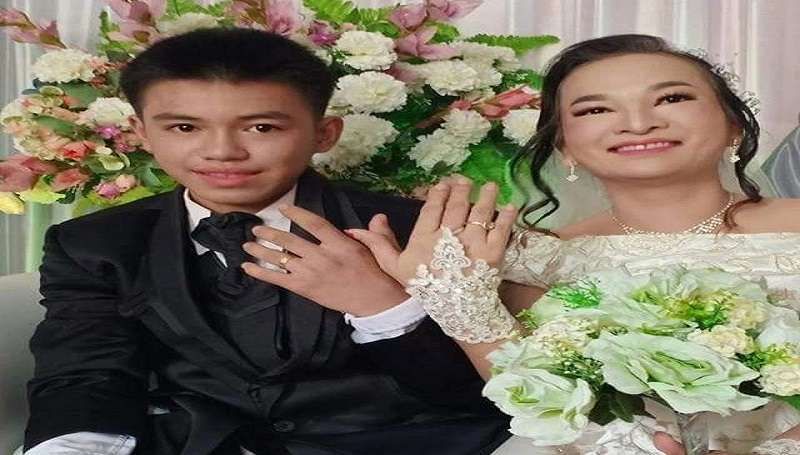 Mariana (kanan) yang berumur 41 tahun menikahi Kevin (kiri) yang masih berusia 16 tahun (Foto: Instagram @sambasinformasi)