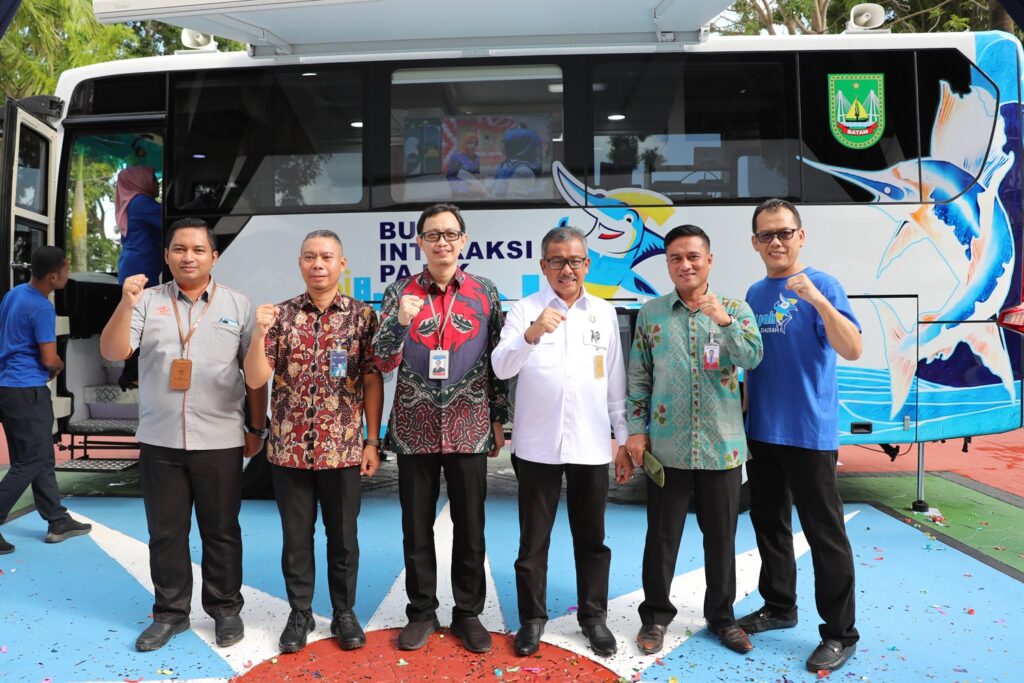 Sekretaris Daerah (Sekda) Kota Batam Jefridin MPd menyambut baik hadirnya Sarana Informasi Bus Interaksi Pajak (Si Bijak) dan QRIS untuk Pembayaran Pajak Bumi dan Bangunan Perdesaan dan Perkotaan (PBB-P2).