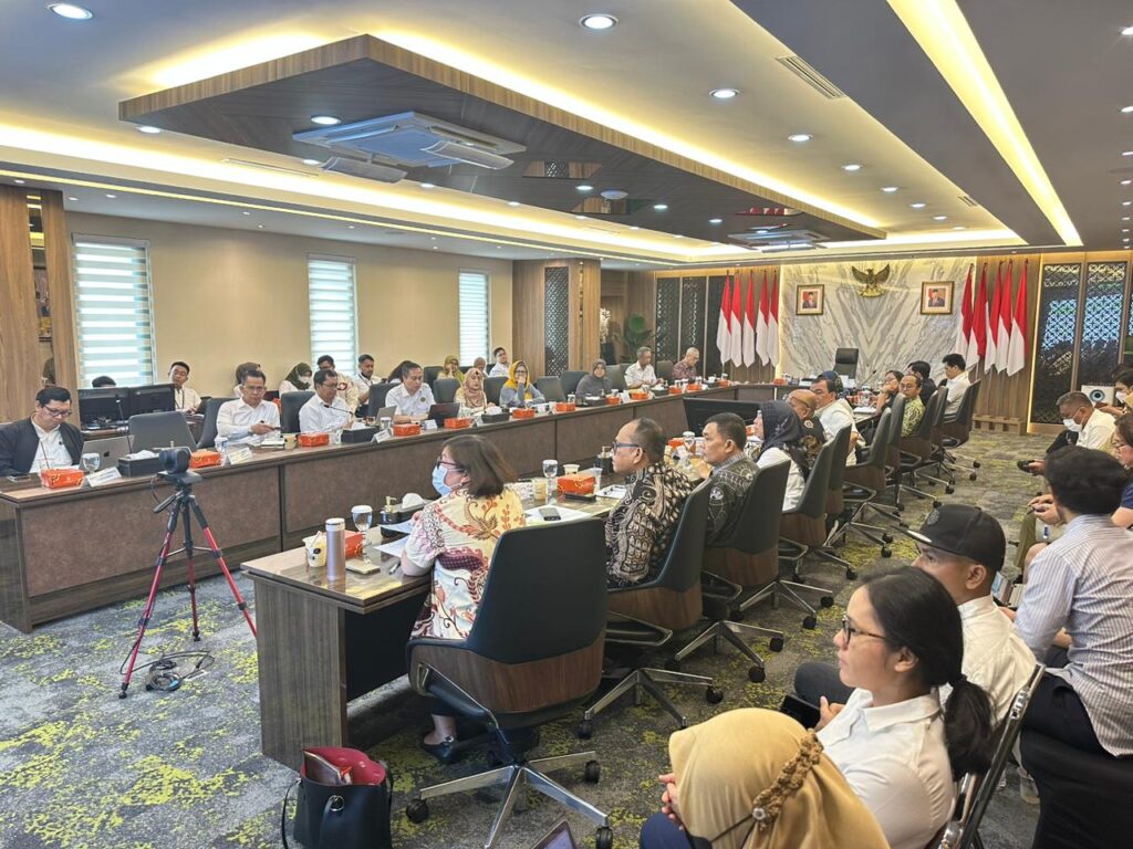 Foto agenda Usulan pembentukan Kawasan Ekonomi Khusus (KEK) Tanjung Sauh, Senin (11/09/2023) di Loka Kertagama, Kementerian Koordinator Bidang Perekonomian, Jl. Lapangan Banteng Timur No. 2 – 4, Jakarta Pusat.
