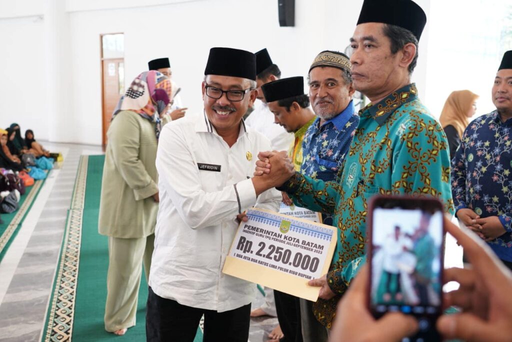 acara silaturahmi dengan Tokoh Agama (IPIM, PMB & BMGQ) sekaligus Penandatanganan Insentif Triwulan 3 Tingkat Kecamatan Nongsa di Masjid Tanjak Bandara Hang Nadim, Rabu (4/10/2023).