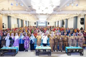 Jefridin Sampaikan Komitmen Pemko Batam dalam Penguatan Program Kesehatan Keluarga dan Gizi di Posyandu