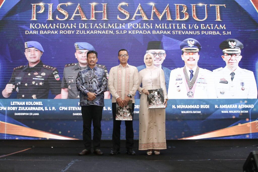 Rudi saat menghadiri Pisah Sambut Komandan Detasemen Polisi Militer (Dandenpom) 1/6 Batam dari Letkol CPM. Roby Zulkarnaen, kepada Mayor CPM Stevanus Purba, di Ballromm Swiss-belhotel Harbour Bay, Batu Ampar, Batam, Senin (4/12/2023).