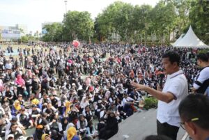 Puncak Acara HGN 2023 Tingkat Kota Batam, Rudi Ajak Guru Terus Kompak Dukung Pembangunan Batam