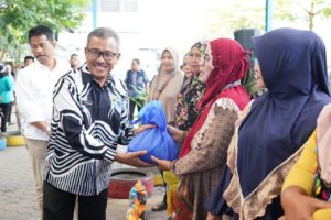 Salurkan Sembako Bersubsidi Tahap III, Bentuk Perhatian Pemko Batam untuk Membantu Masyarakat