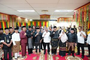 Buka Pelatihan Budaya Melayu LAM, Jefridin Sampaikan Materi Singkat Membuat Pantun