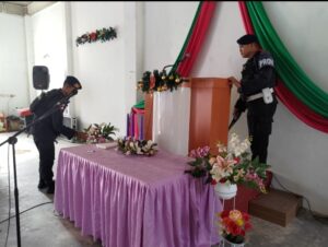 SUBSATGAS TINDAK SAT BRIMOBDA POLDA KEPRI LAKSANAKAN STERILISASI DAN PENGECEKAN GEREJA DALAM RANGKA OPERASI LILIN SELIGI 2023