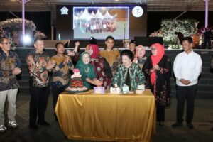 Puncak Pearayan Ulang Tahun YKB ke-45, Rudi Ungkap Jasa BJ Habibi untuk Batam