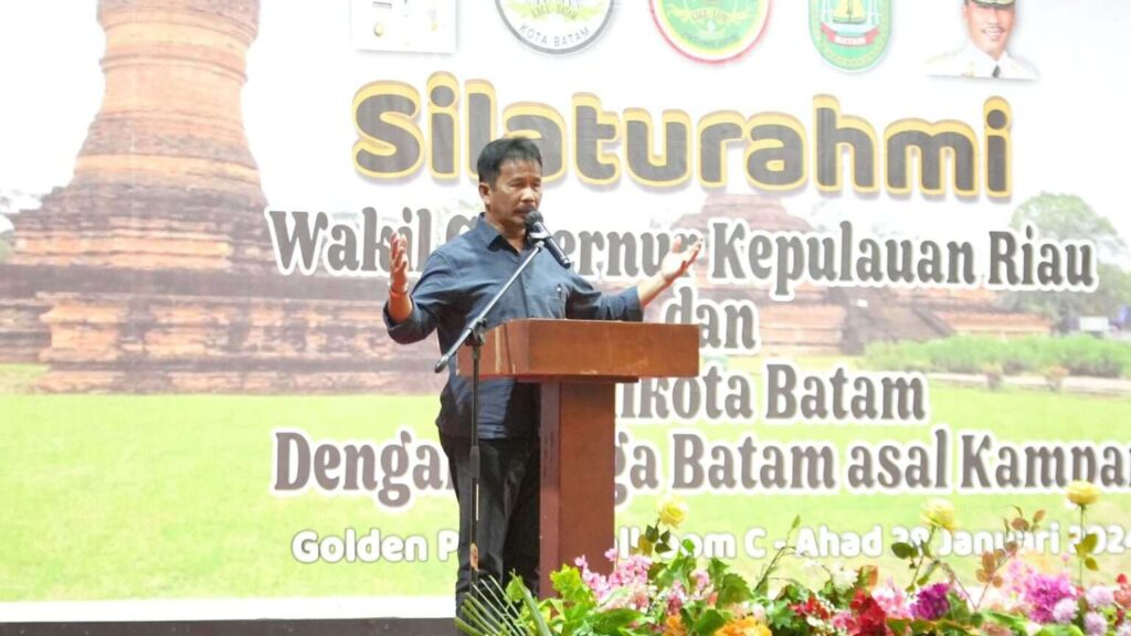 Kepala BP Batam, Muhammad Rudi menghadiri silaturahmi dengan warga Batam asal Kabupaten Kampar, di Golden Prawn, Minggu (28/1/2024).
