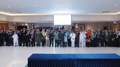 Sekretaris Daerah Kota Batam, Jefridin, M.Pd. mewakili Wali Kota Batam, Muhammad Rudi melantik sejumlah pejabat tinggi pratama jabatan administrator dan pengawas di lingkungan Pemerintah Kota Batam, di Kantor Walikota Batam, Kamis (21/3/2024).