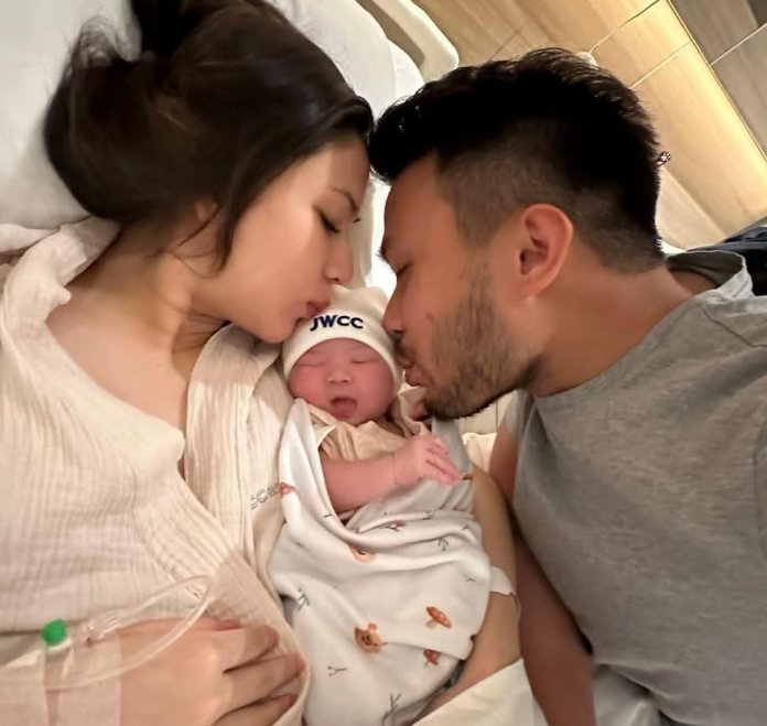 Jessica Mila melahirkan anak perempuan.