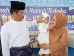 Silih Berganti, Ribuan Warga Bersilaturahmi dengan Rudi- Marlin di Momen Idulfitri