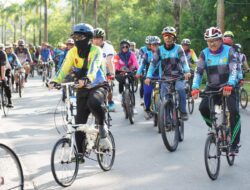 Jefridin Lepas  Peserta Gowes Bareng Komunitas Sepeda se Kota Batam