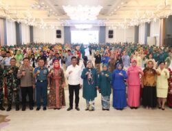 Peringati HKG PKK ke-52 dan Hari Kartini ke-145 Tingkat Kota Batam, Rudi Ajak Membangun Mulai dari Keluarga dan Lingkungan