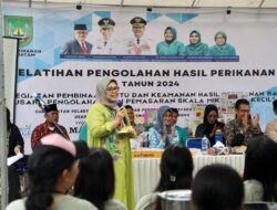 Ciptakan Peluang Bisnis dan Ekonomi Keluarga, Marlin Berikan Pelatihan Pengolahan Hasil Perikanan di Kecamatan Sagulung