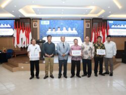 Wali Kota Rudi Cairkan Insentif bagi Pendeta