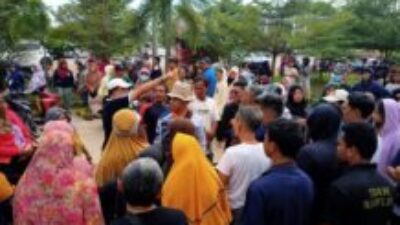 Minta Pemko Awasi Kuota Gas LPG 3 Kilogram, Warga Bengkong Serbu Operasi Pasar