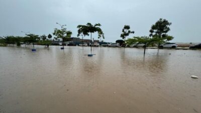 Hujan Deras, Sejumlah Ruas Jalan di Batam Banjir