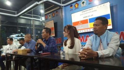 Paslon Amsakar-Li Claudia umumkan kemenangan, Rabu (27/11/2024) malam