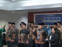 Wakil Kepala BP Batam Lantik Tiga Belas Pejabat Unit Usaha PLA