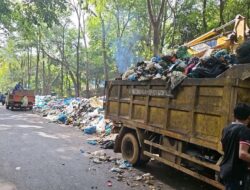 Menggunung, 20 Ton Sampah Terkumpul dari TPS Liar di Kota Batam