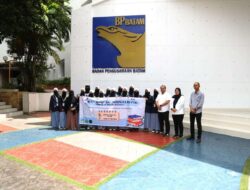 Tim Ekskul Jurnalistik SMA IT Imam Syafi’i Pelajari Ilmu Kehumasan di BP Batam