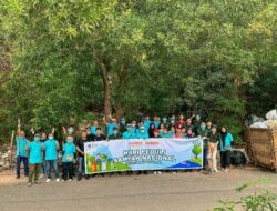 HARRIS Resort Waterfront Batam dan HARRIS Hotel Batam Center Bersatu Padu dalam Aksi Nyata Peduli Lingkungan, Bersihkan Kawasan Tanjung Riau di Momen Hari Peduli Sampah Nasional 2025