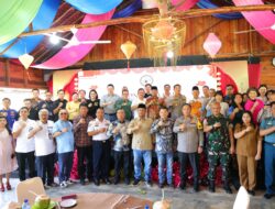 KAPOLDA KEPRI HADIRI PERAYAAN GONG XI FA CAI DAN BAHAS SINERGI INDUSTRI MARITIM