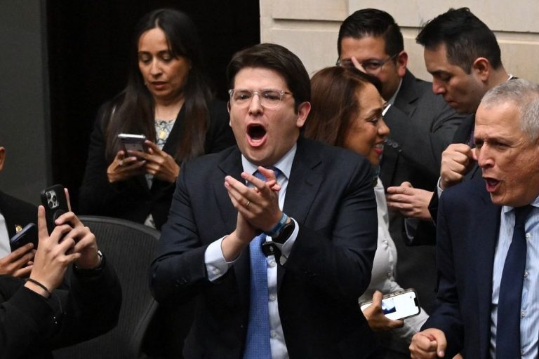 Miguel Uribe senator oposisi sekaligus calon Presiden Kolombia.