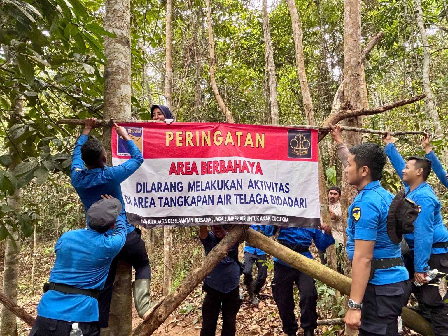 Direktorat Pengamanan Aset dan Kawasan BP Batam menutup akses masuk ke Telaga Bidadari dari arah Tembesi Buton.