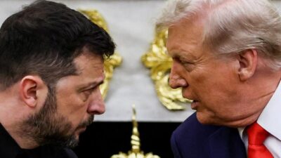 Presiden Volodymyr Zelensky mengatakan Ukraina akan membeli senjata AS senilai Rp.1459 triliun dengan pendanaan Eropa sebagai bagian jaminan keamanan dari Rusia. (Foto: REUTERS/Kevin Lamarque)