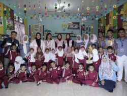 Srikandi PLN IP UBP Kepri dan Duta Bercahaya Beri Bantuan ke PAUD