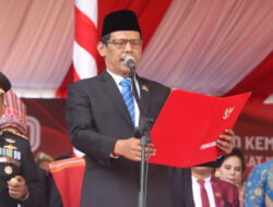Penuh Khidmat, Ketua DPRD Batam Bacakan Teks Proklamasi pada Upacara HUT RI ke-80