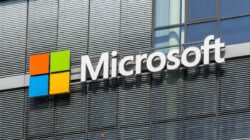 Raksasa teknologi Microsoft resmi menembus valuasi pasar sebesar 4 triliun dollar AS atau sekitar Rp 65.492 triliun (asumsi kurs Rp 16.373 per dollar AS) pada Kamis (31/7/2025) waktu setempat.()