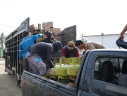 PLN Batam Salurkan Bantuan Kemanusiaan Korban Banjir di Sumatera