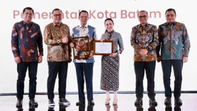 Lampaui Target Investasi 2025, Pemko Batam Borong Dua Penghargaan dari Kementerian Investasi dan Hilirisasi