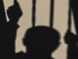 Bareskrim Bekuk 5 Penipu SMS Blast e-Tilang Palsu, Dimotori WN China