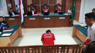 ABK Kapal Sea Dragon Fandi Ramadhan saat menjalani siding di Pengadilan Negeri Batam, Senin (23/2/2026)