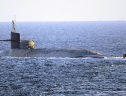 Fregat Iran Tenggelam Ditorpedo Kapal Selam AS di Samudra Hindia