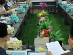 Pacu Waktu, Pansus DPRD Batam Bahas LKPJ Wali Kota 2025 Meski di Hari Libur
