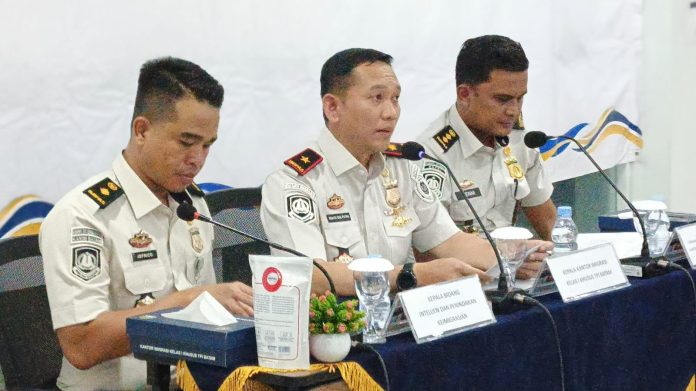 Kepala Kantor Imigrasi Khusus Kelas I A Batam, Wahyu Eka Putra