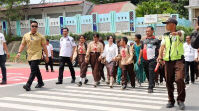 Aksi Li Claudia Dampingi Siswa Menyeberang, ZoSS SDN 001 Batam Kota Dimanfaatkan