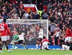Drama 5 Gol di Old Trafford! MU Tumbangkan Liverpool 3-2 dalam North-West Derby